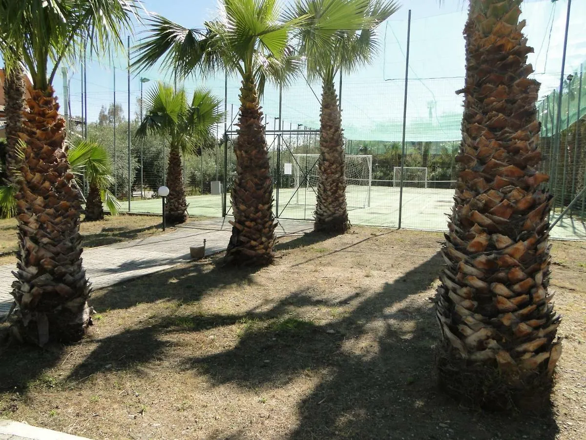 Le Vele Bed & Breakfast Campofelice Di Roccella 2*,