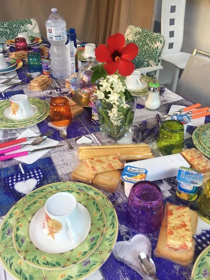 Le Vele Bed & Breakfast Campofelice Di Roccella