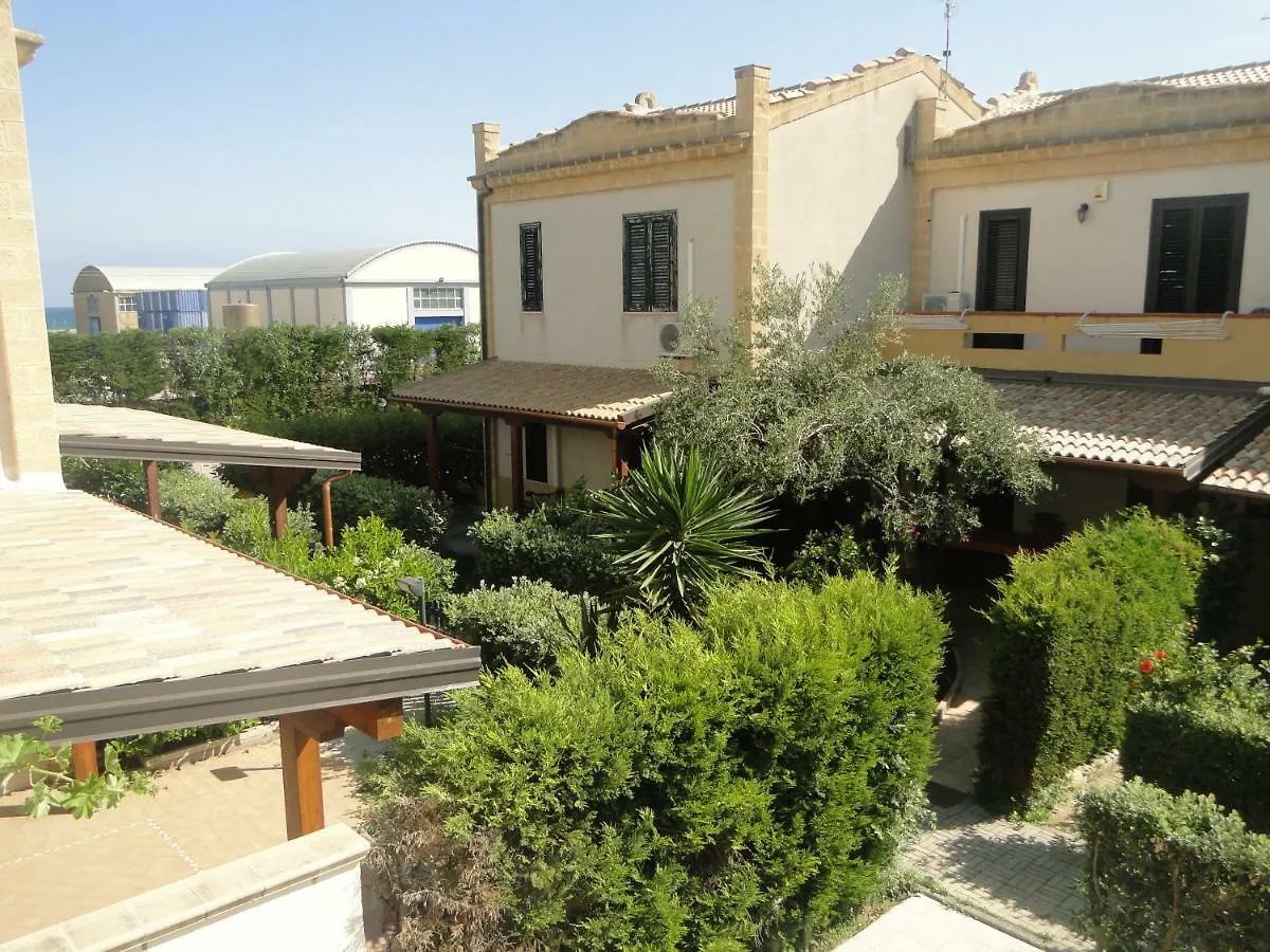 Le Vele Bed & Breakfast Campofelice Di Roccella