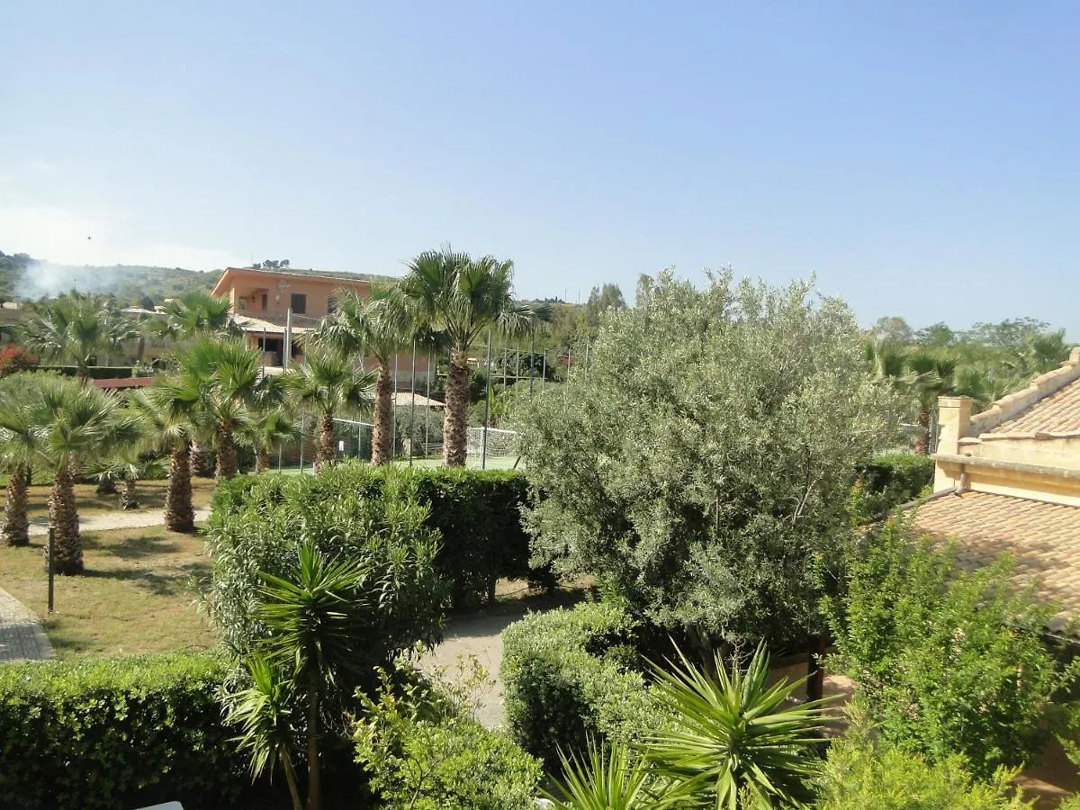 Le Vele Bed & Breakfast Campofelice Di Roccella Italy