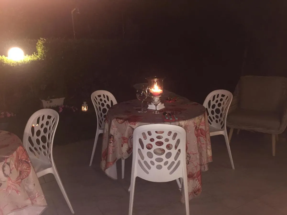 Le Vele Bed & Breakfast Campofelice Di Roccella